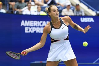 24 August 2025, US, New York: Belarusian tennis player Aryna Sabalenka in action against Switzerland's Rebeka Masarova during their women's singles first round tennis match of the 2025 US Open at USTA Billie Jean King National Tennis Center. Photo: Javier