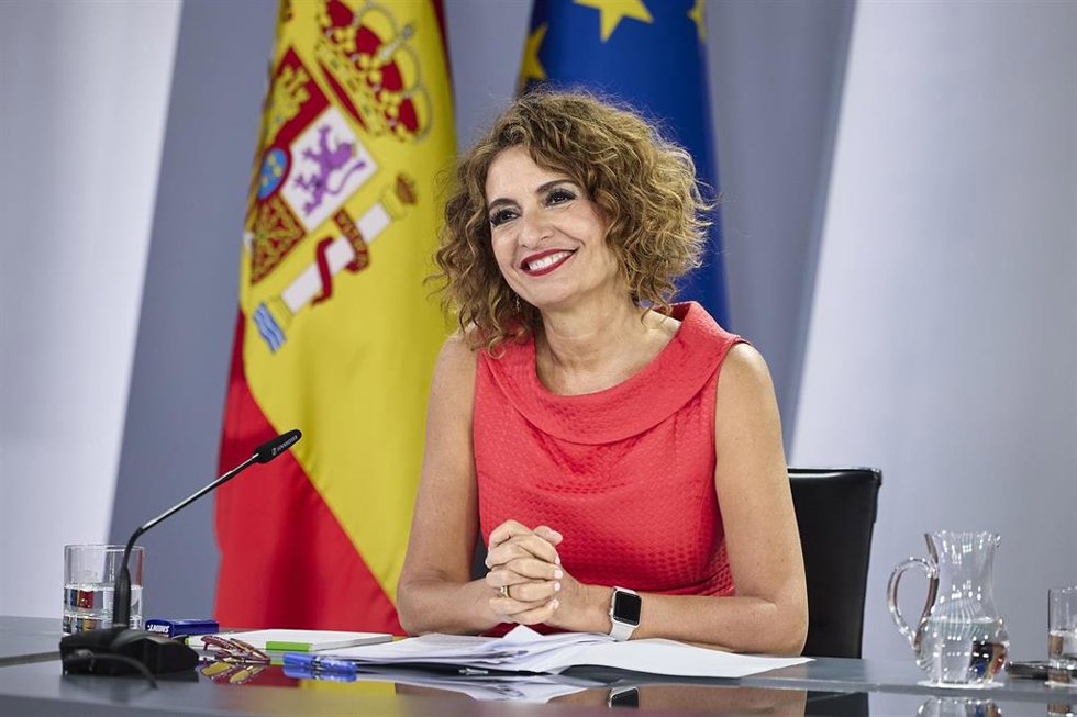 La vicepresidenta primera y ministra de Hacienda, María Jesús Montero, durante una rueda de prensa posterior a la reunión del Consejo de Ministros, a 2 de septiembre de 2025, en Madrid (España). El presidente del Gobierno, ha anunciado que el Consejo de