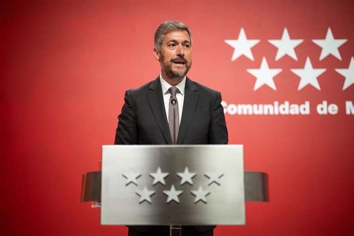 El consejero de Presidencia, Justicia y Administración Local, y portavoz del Gobierno autonómico, Miguel Ángel García Martín, durante una rueda de prensa tras la reunión del Consejo de Gobierno de la Comunidad de Madrid