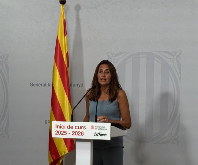 La consellera Esther Niubó en la roda de premsa d'aquest dimecres