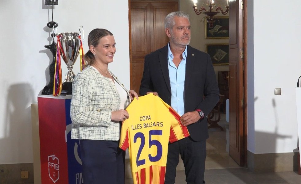 La presidenta del Govern, Marga Prohens, presenta la final de la Copa Illes Balears