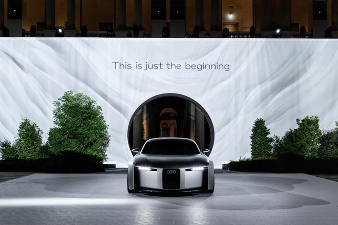 Audi Presenta El Concept C, Un Biplaza 100% Eléctrico Que Se Estrenará En 2027