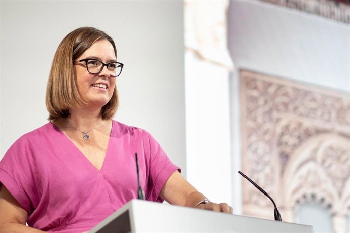 La portavoz del Gobierno de C-LM, Esther Padilla.