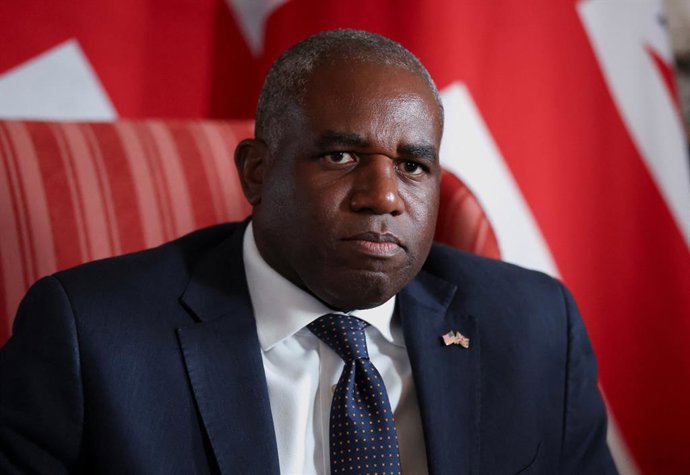 08 de agosto de 2025, Reino Unido, Chevening: O ministro das Relações Exteriores do Reino Unido, David Lammy, se reúne com o vice-presidente dos EUA, JD Vance, na Chevening House, em Kent. Foto: Suzanne Plunkett/PA Wire/dpa