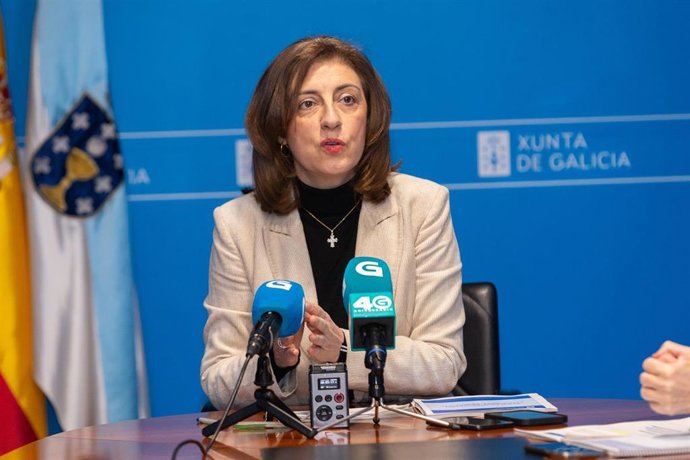 Archivo - La conselleira de Medio Ambiente e Cambio Climático, Ángeles Vázquez, en una rueda de prensa en la Consellería. Foto de archivo