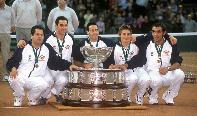 Tenis