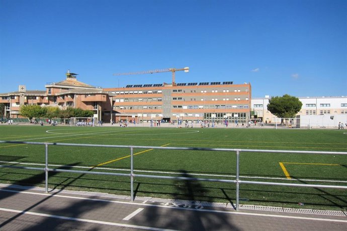 Archivo - Patio del Colegio Escolapios de Zaragoza