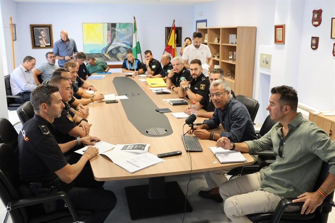 Reunión de coordinación para definir el dispositivo de seguridad con motivo de la eliminatoria de Copa Davis en Marbella.