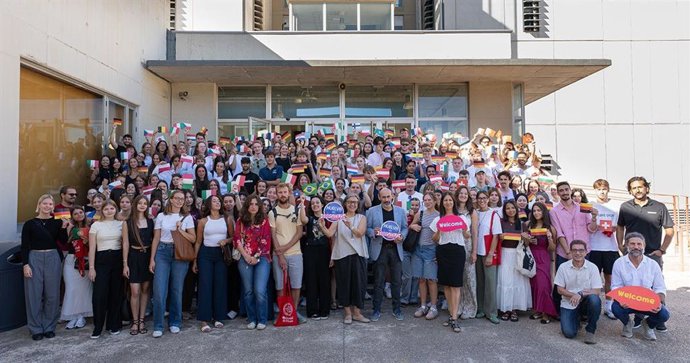 Ceremonia de bienvenida para los 395 estudiantes internacionales de este curso en la Universidad de Huelva.
