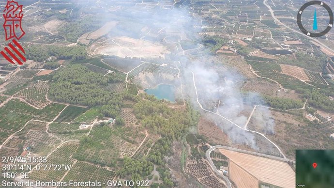 Incendio forestal en Barxeta (Valencia).