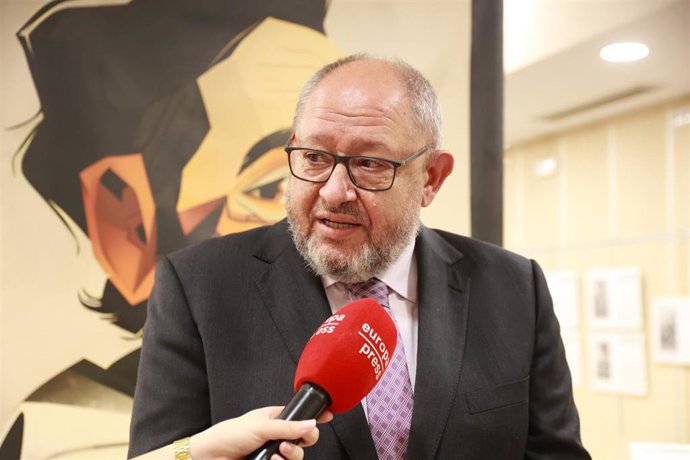 Archivo - El rector de la UCO, Manuel Torralbo, en una imagen de archivo.