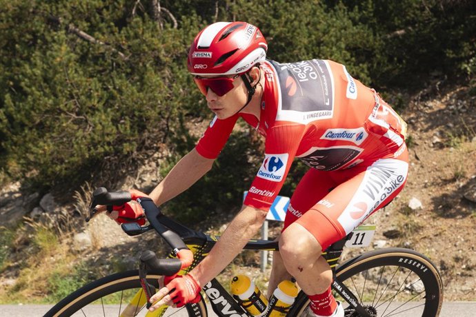 26 de agosto de 2025, Montgenevre, Paca, França: Jonas Vingegaard descendo o Col du Montgenevre, vindo da Itália, durante a etapa 4,Imagem: 1031501362, Licença: Rights-managed, Restrictions: , Model Release: não, Linha de crédito: Matteo Secci / Zuma Pres