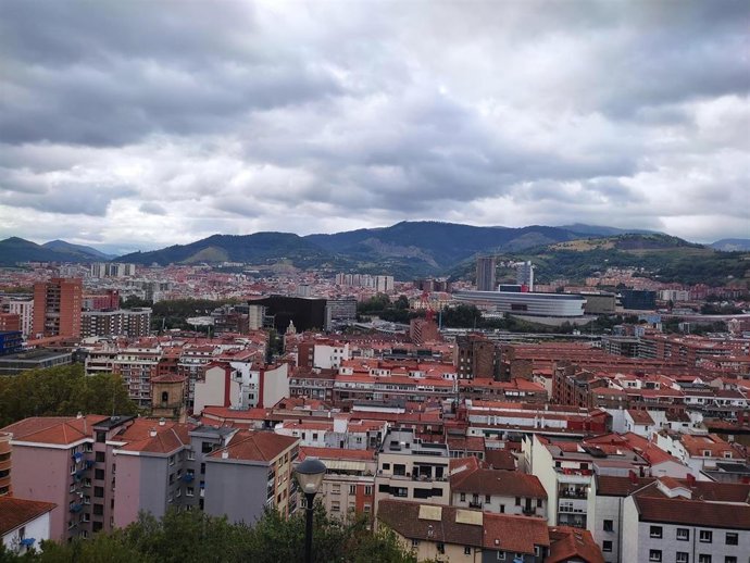 Cielo nuboso en Bilbao