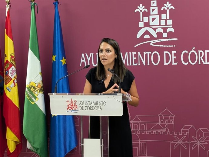 La concejala del PSOE en el Ayuntamiento de Córdoba Mamen González.