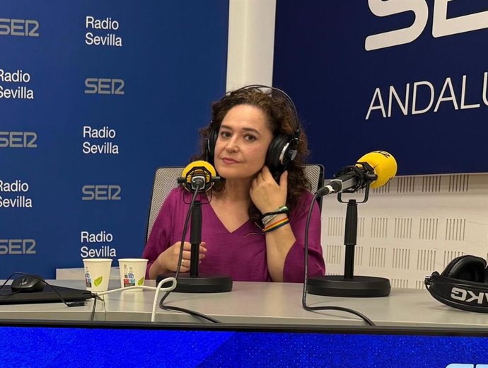 La portavoz del grupo parlamentario Por Andalucía, Inma Nieto, en una entrevista para la Cadena SER.