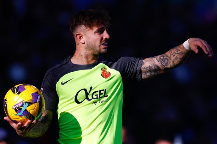 Archivo - El lateral derecho Pablo Maffeo, en un partido del RCD Mallorca.