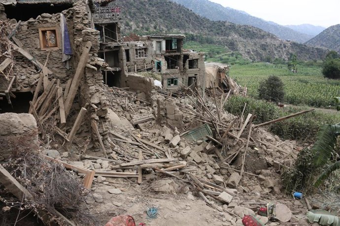 Viviendas destuidas en la localidad de Nurgal, en la provincia de Kunar, a causa del terremoto de magnitud 6 en la escala abierta de Richter en el este de Afganistán (archivo)