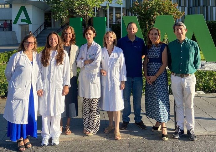 Foto de familia del equipo de investigación.