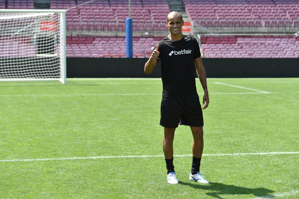 Archivo - El exfutbolista brasileño Rivaldo, ahora embajador de Betfair.