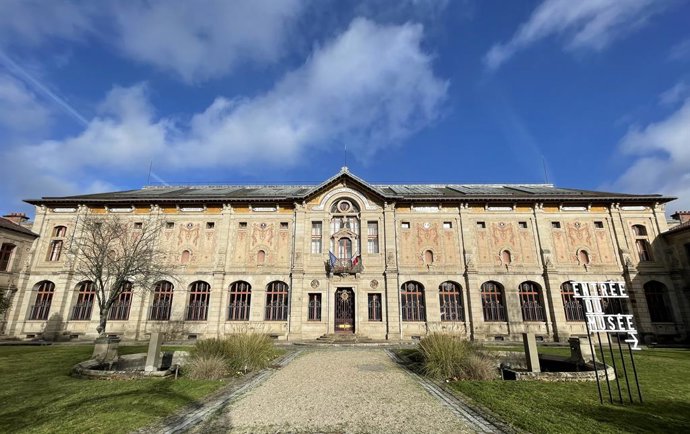 Archivo - PARIS, 9 de abril de 2023 -- Esta foto tirada em 13 de janeiro de 2023 mostra o Museu Nacional Adrien Dubouch¦ em Limoges, França. PARA IR COM "Destaque: Cerâmica - um vínculo de séculos entre a China e a França"