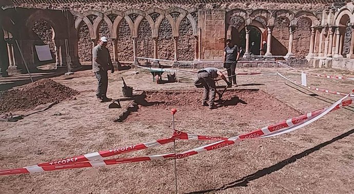 Incio de las excavaciones en el monasterio de San Juan de Duero de Soria.