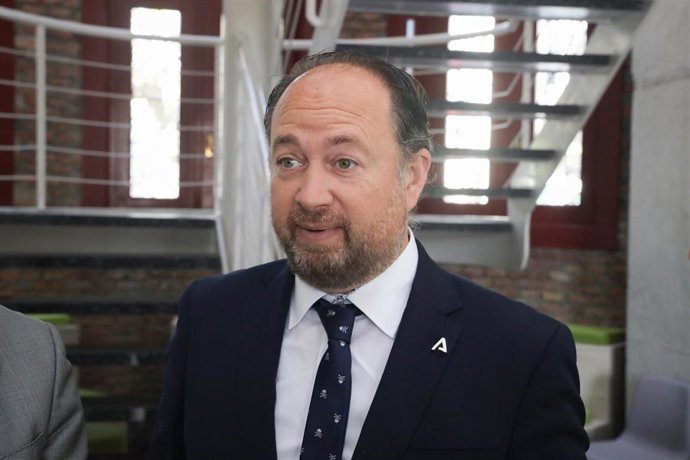 Archivo - El secretario general de Universidades de la Junta, Ramón Herrera, en imagen de archivo