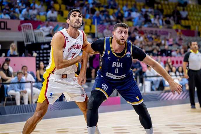 El pívot bosnio Jusuf Nurkic durante el partido contra España en el Eurobasket 2025
