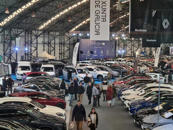 Archivo - Coches de segunda mano.