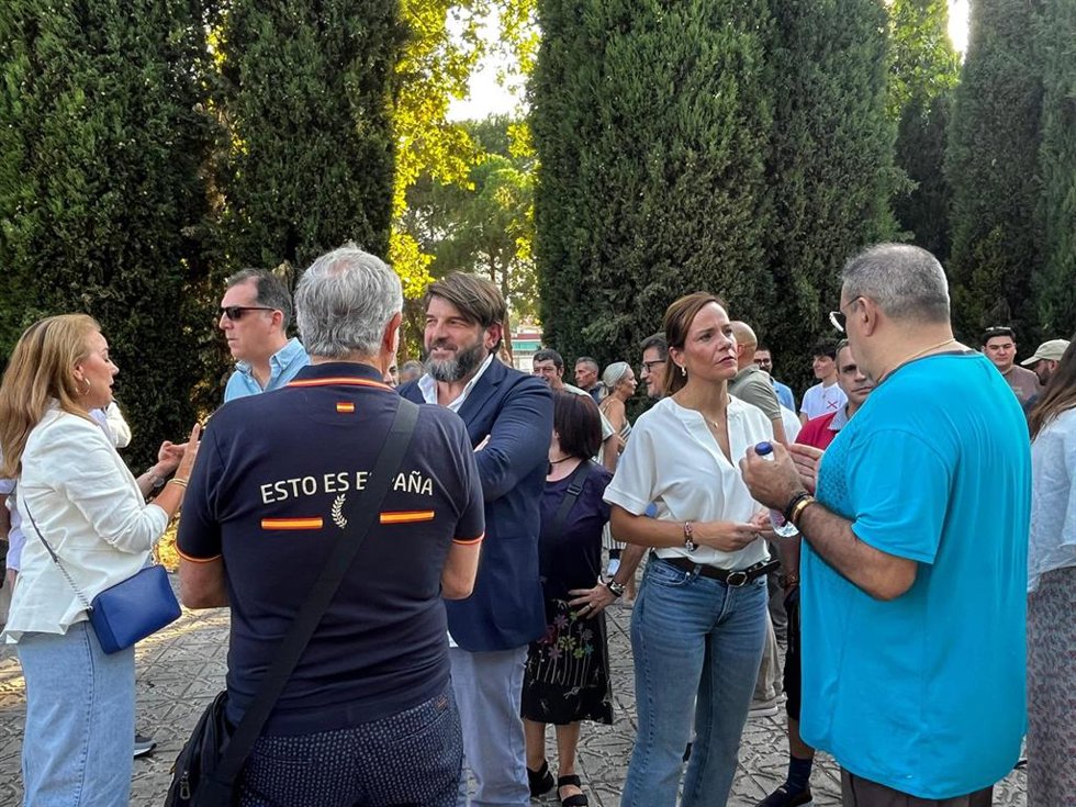 La portavoz de Vox en la Asamblea, Isabel Pérez Moñino, en Alcalá de Henares