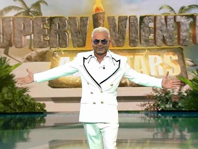 Jorge Javier Vázquez reaparece en 'Supervivientes All Stars' estrenando "su nuevo rostro"