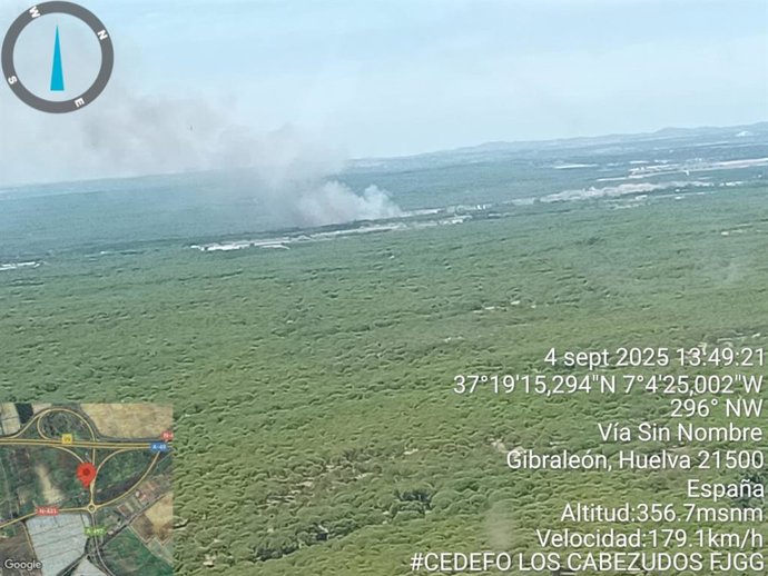 Imagen del incendio del paraje Menajo de Cartaya (Huelva).