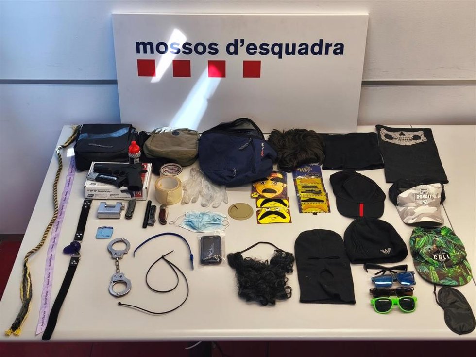 Detenido un agresor sexual que asaltaba a las víctimas disfrazado para no ser identificado
