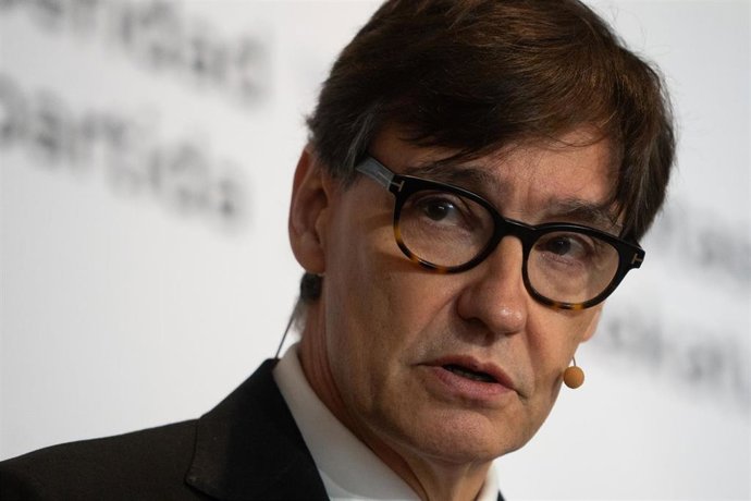 El presidente de la Generalitat de Cataluña, Salvador Illa, durante un desayuno informativo organizado por Prensa Ibérica, en The Westin Valencia, a 5 de septiembre de 2025