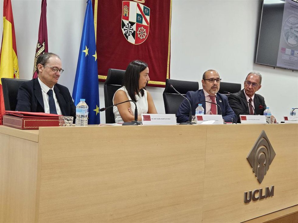 V Congreso de la Red Hispano-Brasileña de Derecho Constitucional celebrada en la UCLM en Albacete.