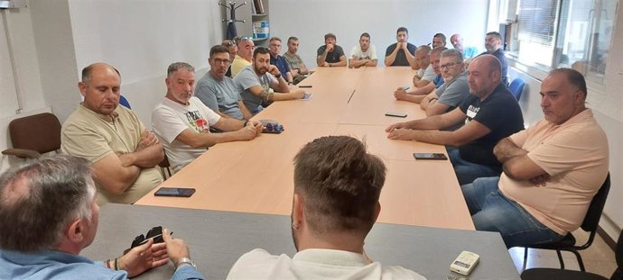 Reunión de la Coordinadora del complejo petroquímico de Puertollano.