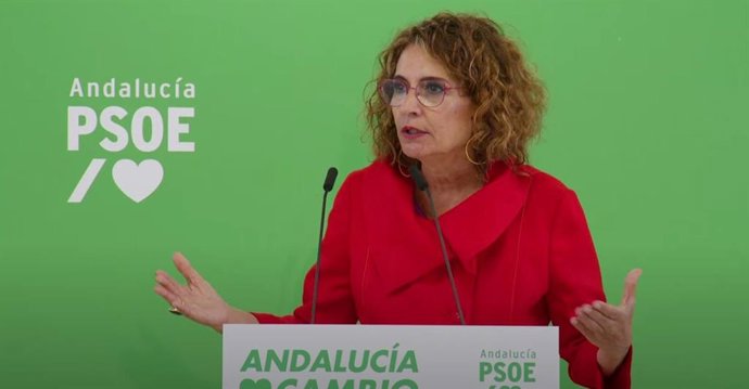 La secretaria general del PSOE-A, María Jesús Montero, interviene ante la Interparlamentaria de su partido en Montilla (Córdoba).