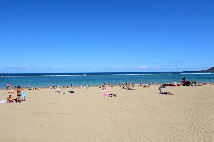 Archivo - Playa de Las Canteras