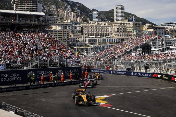 Archivo - 04 NORRIS Lando (gbr), McLaren F1 Team MCL39, action 16 LECLERC Charles (mco), Scuderia Ferrari SF-25, action 81 PIASTRI Oscar (aus), McLaren F1 Team MCL39, action during the Formula 1 Tag Heuer Grand Prix de Monaco, 8th round of the 2025 FIA Fo
