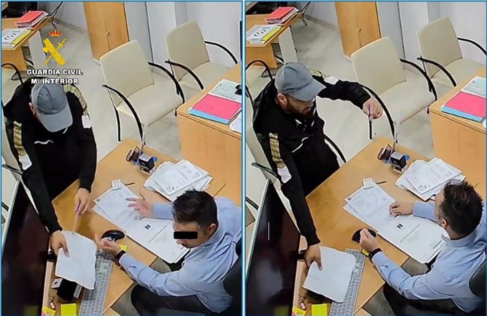 La Guardia Civil de Palencia investiga un grupo que ha sustraído móviles de alta gama en dieciséis provincias.