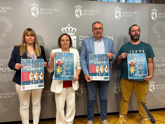 La XIV Feria de Artesanía de Lorenzana (León) reunirá este domingo a cerca de un centenar de expositores.