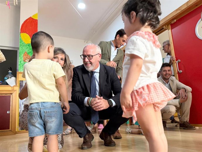 Visita a la escuela infantil Jabalcuz, de La Carolina.