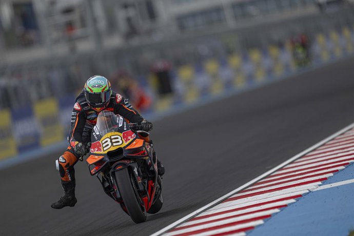 33 BINDER Brad (zaf), Red Bull KTM Factory Racing, KTM RC16, action during the 2025 MotoGP Michelin Grand Prix of Hungary, on the Balaton Park circuit, from August 22 to 24, 2025 in Balatonfokajar, Hungary - Photo Studio Milagro / DPPI