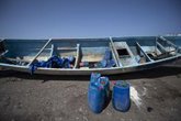 Foto: Prisión para los 17 detenidos que iban en un cayuco en el que murieron decenas de migrantes camino de Canarias