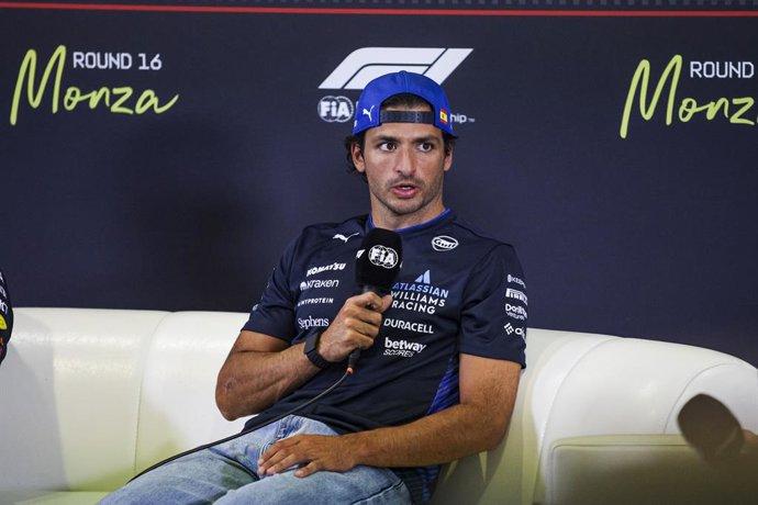 SAINZ Carlos (spa), Williams Racing FW47, portrait press conference during the 2025 Formula 1 Pirelli Grand Premio d’Italia, 2025 Italian Grand Prix, 16th round of the 2025 FIA Formula One World Championship from September 5 to 7, 2025 on the Autodromo Na