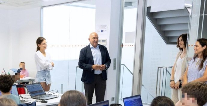 El campamento digital 'Digicamp' ha formado a más de 160 niños y adolescentes vallisoletanos en los meses estivales