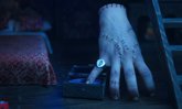 Foto: Miércoles resuelve uno de los grandes misterios de la familia Addams: ¿Cuál es el origen de Cosa?