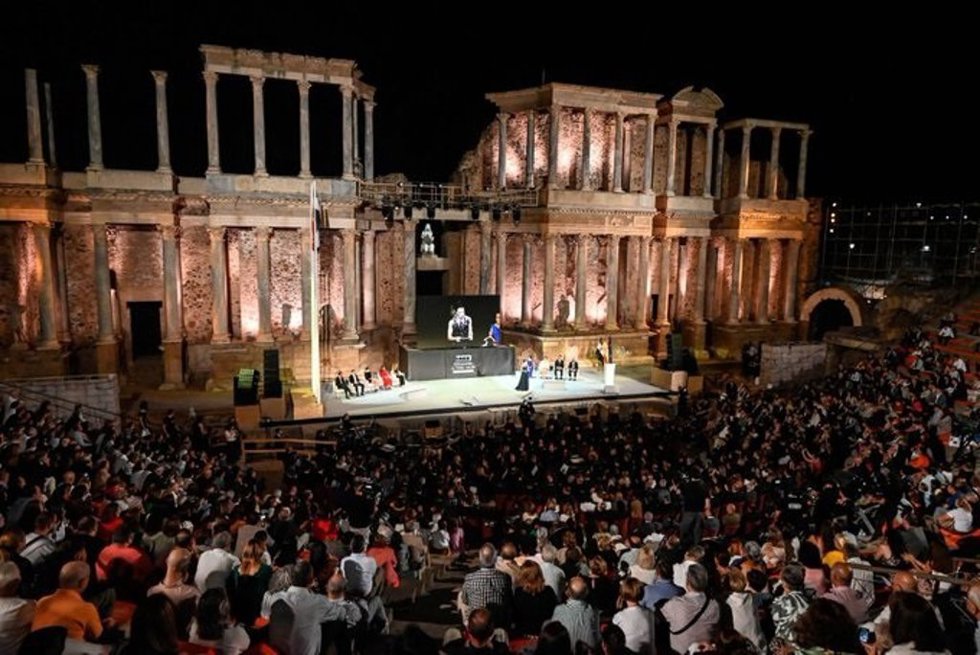 Archivo - Acto de entrega de las Medallas de Extremadura en 2024