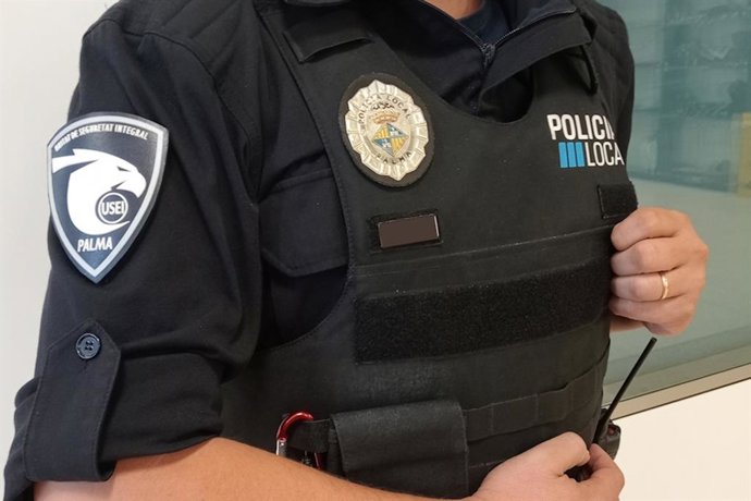 Un agente de la Policía Local de Palma.