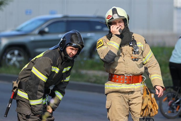 Imagem de arquivo de membros da Brigada de Incêndio Russa.
