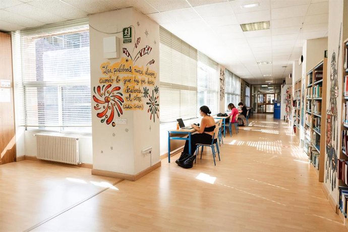 Archivo - Facultad de Filosofía y Letras de la Universidad de León.